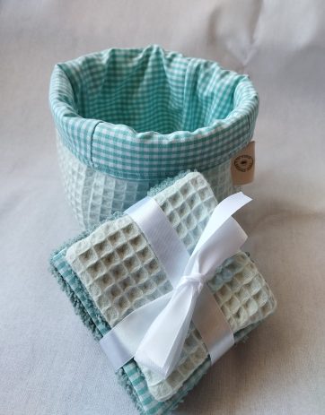 Cesta-toallitas-ecologicas-cuadros-verdes-claro-2
